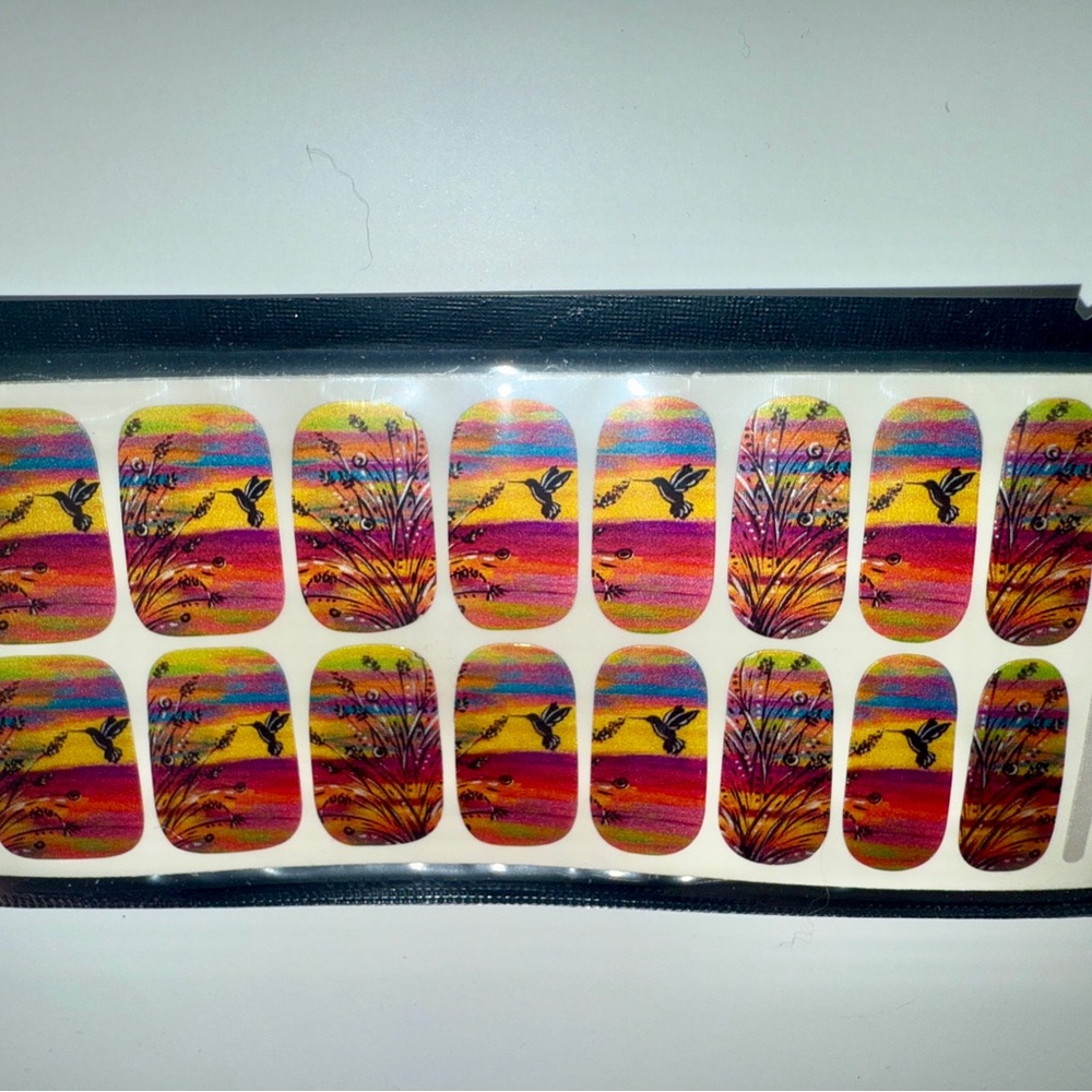 Colorful Nail Wraps with Hummingbird Design
